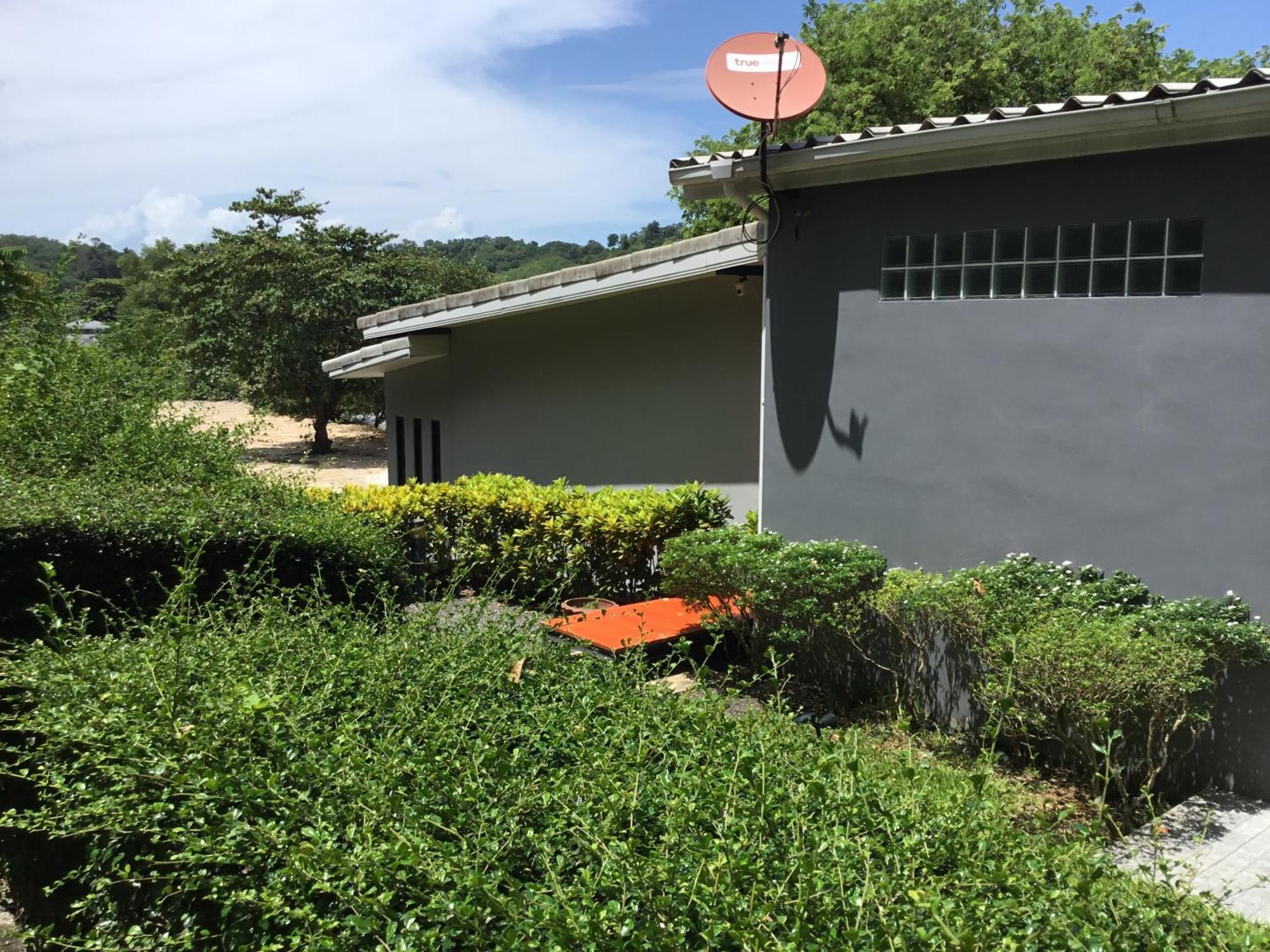 Koh Sirey Beachfront Pool Villa Phuket Exterior photo